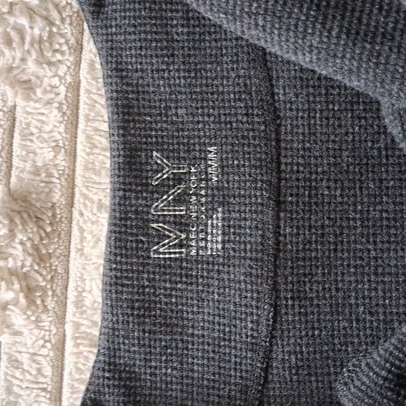 Mark New York performance sweater size Medium - Picture 3 of 5